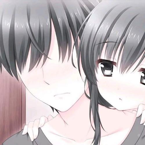 动漫头像情侣男女两张,两个人在虚拟世界中的相伴相守