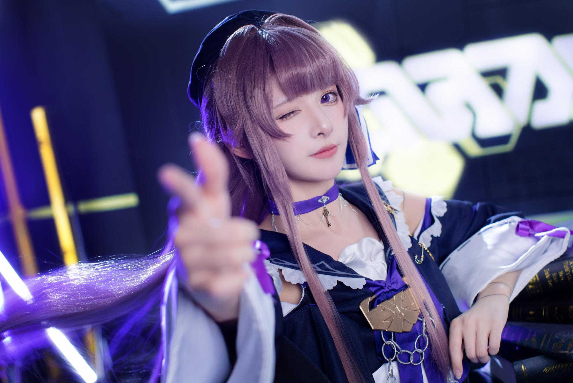 好看当然是好看的，但跟我小时候比，勉强七分相似吧。