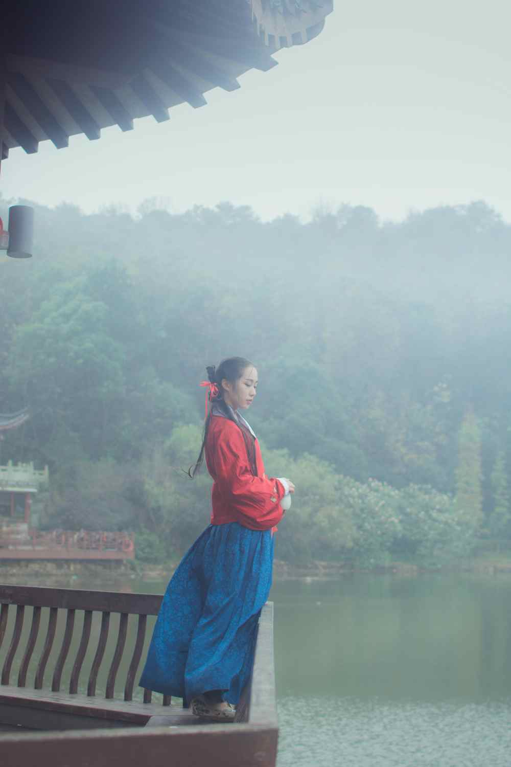 汉服私影  山行