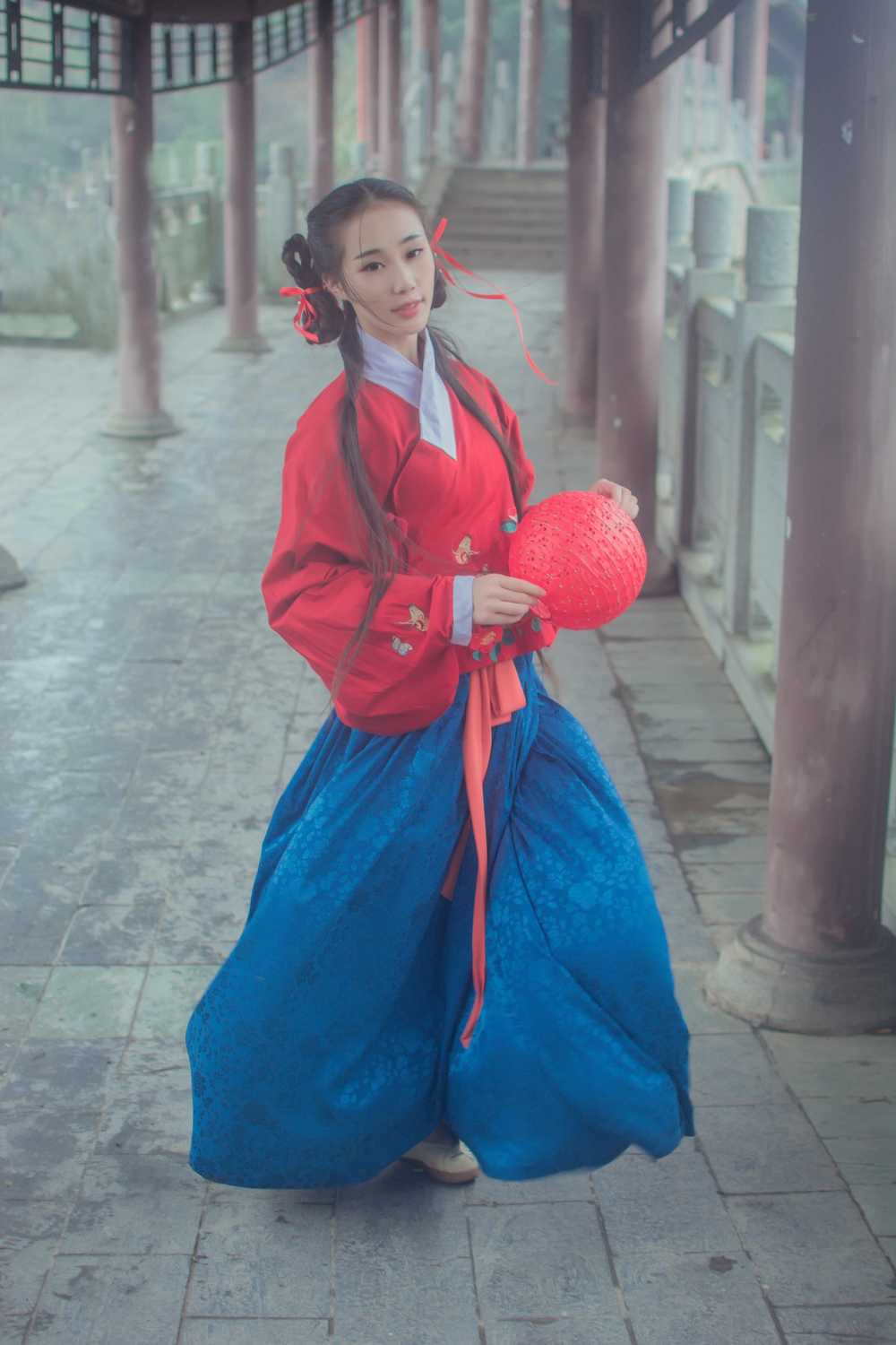 汉服私影  山行