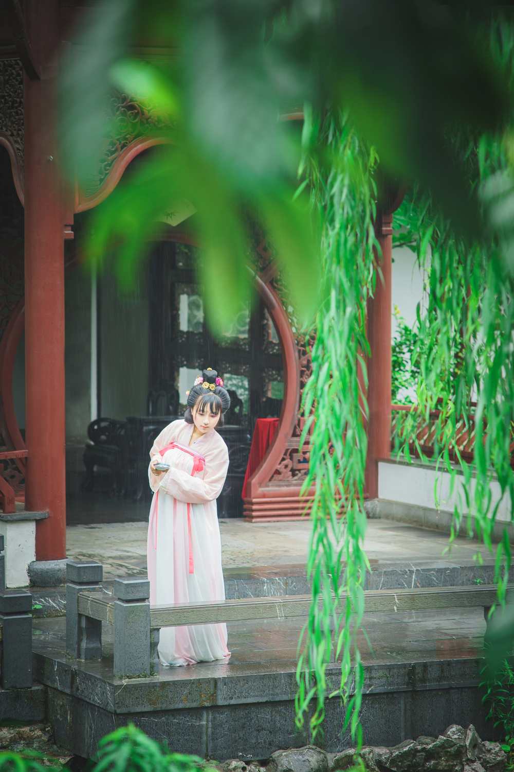 汉服 六月雅事 池亭赏鱼