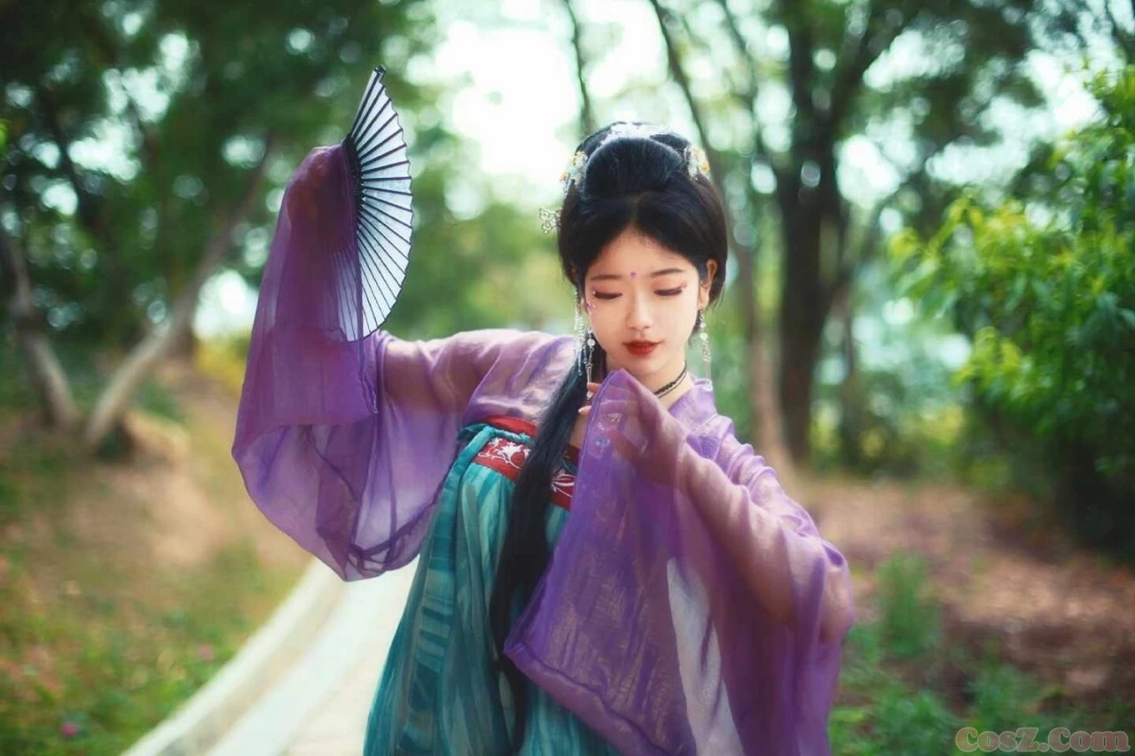 佼佼佳人江东之畔