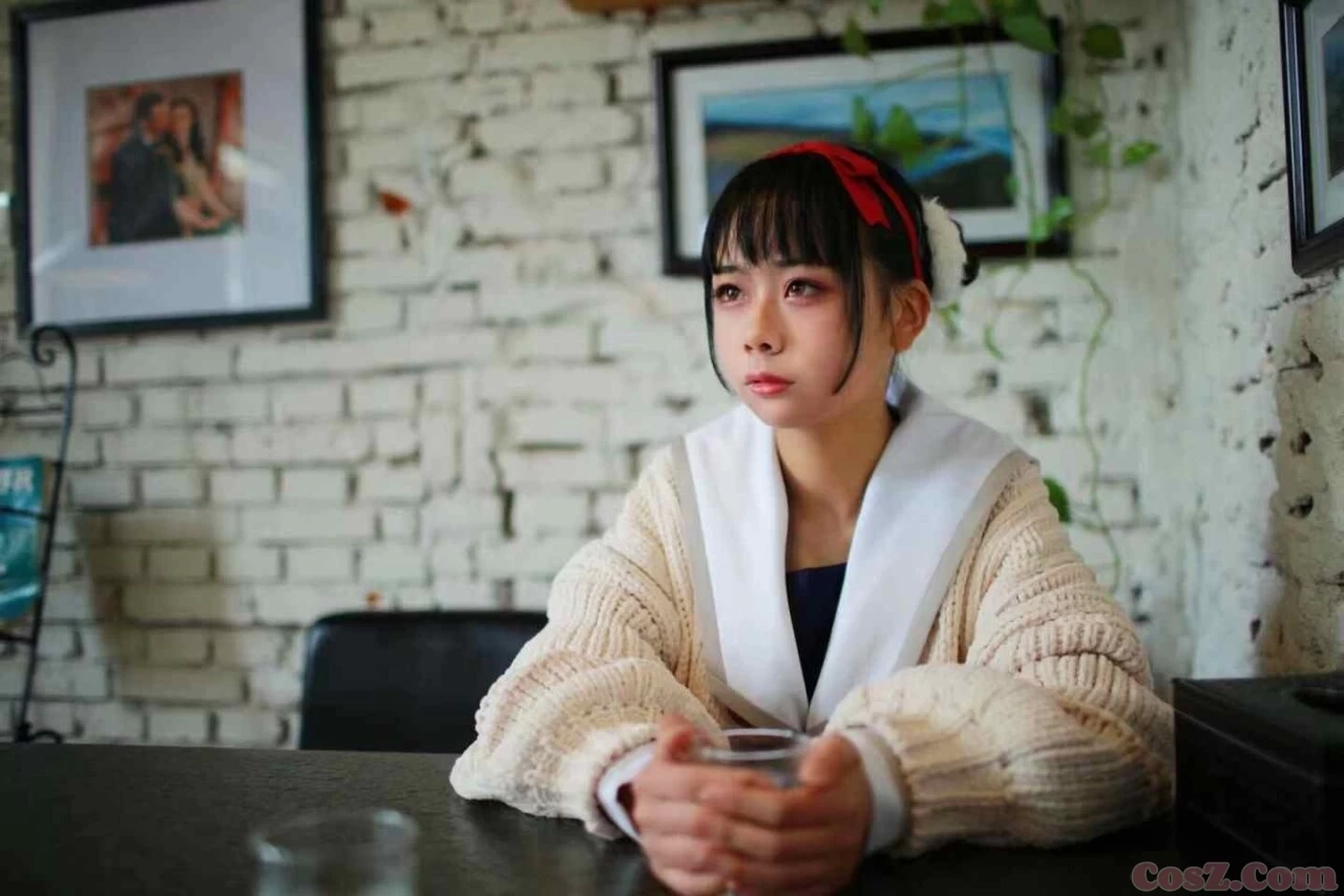 花无雀小哥哥COS的是个小姐姐