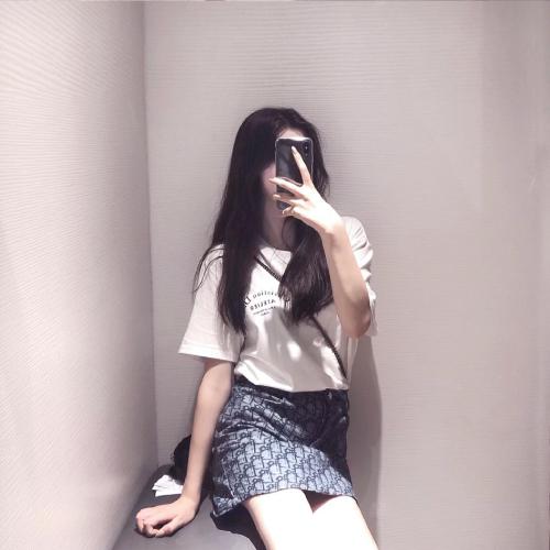 适合气质女孩使用的微信头像图片高冷气质美女