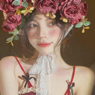 女生头像 花系少女 可爱女头像  爱自己是终生浪漫的开始。