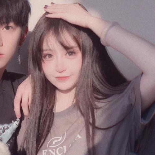 你永远是我的唯一，成熟的情侣头像稳重双人