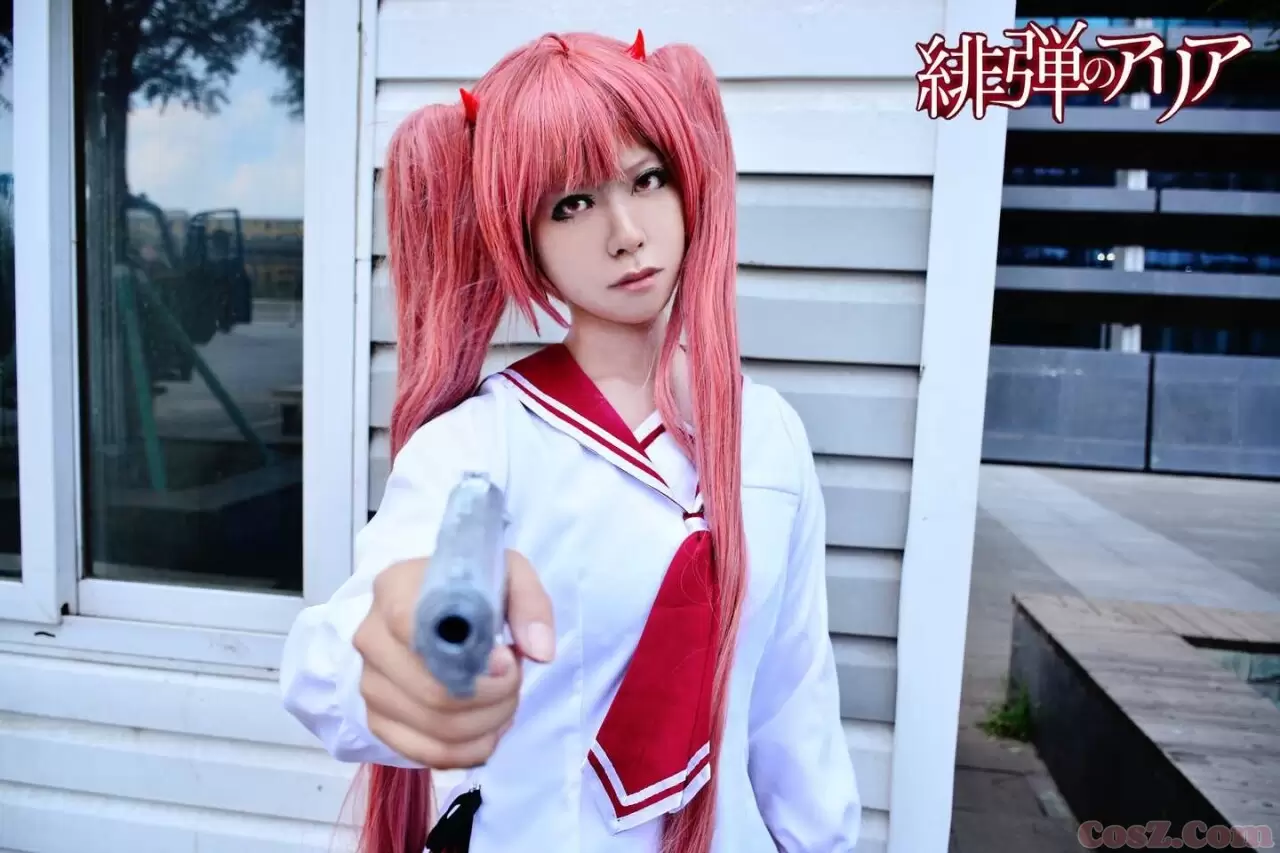 《C站·第272期》亚里亚黑丝学姐你想不想做她的一颗子弹上膛！