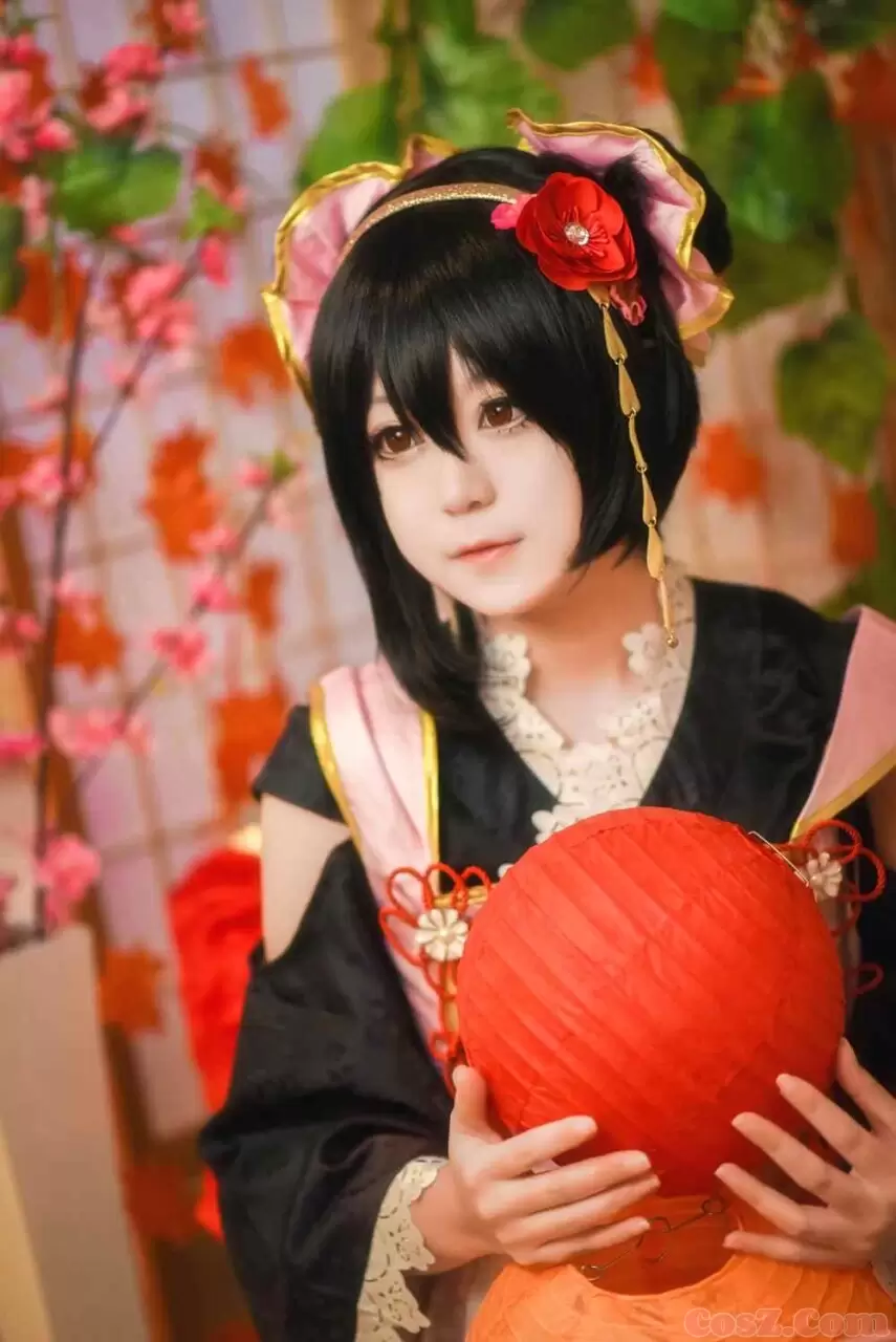 《C站·第14期》 矢泽妮可妖怪觉醒可爱女仆就是手指甲有点长