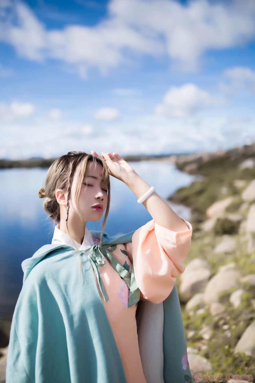 丐帮帮主打的一手打狗棍萝莉外景