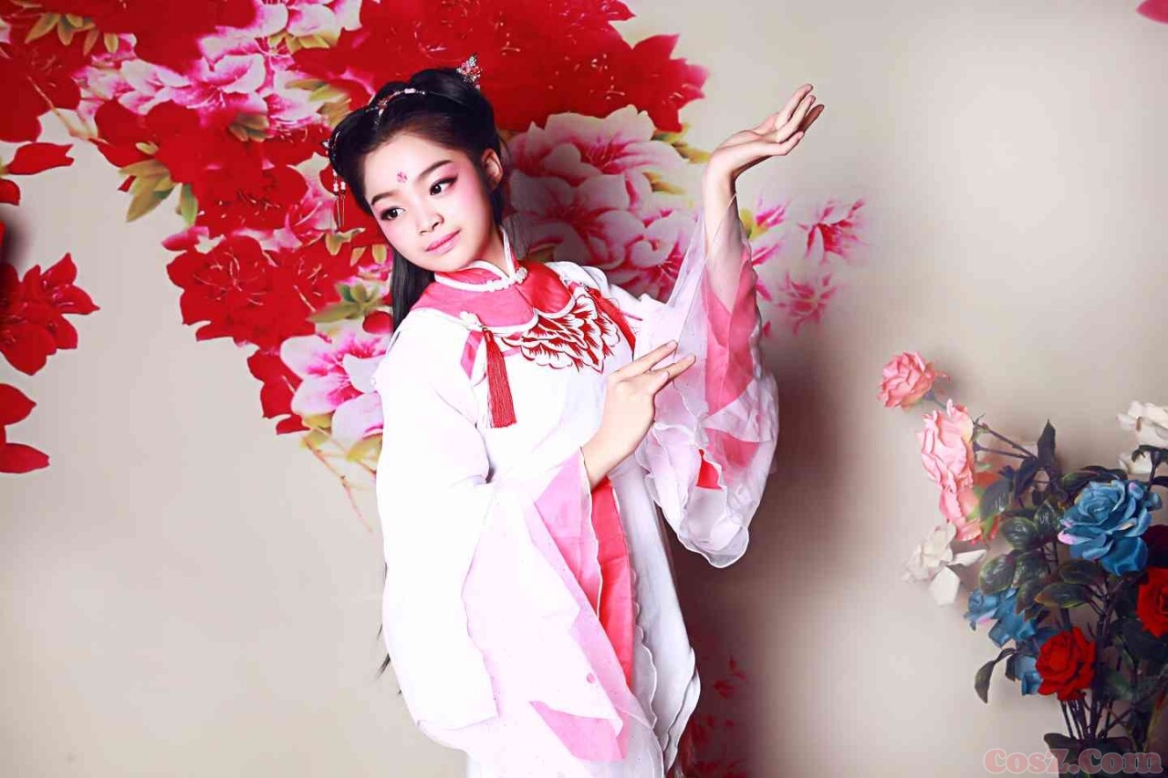 传说中的美剑仙自带特效到底是男是女你知道么？