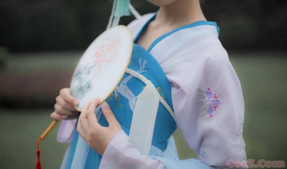 汉服小女子在这给您请安