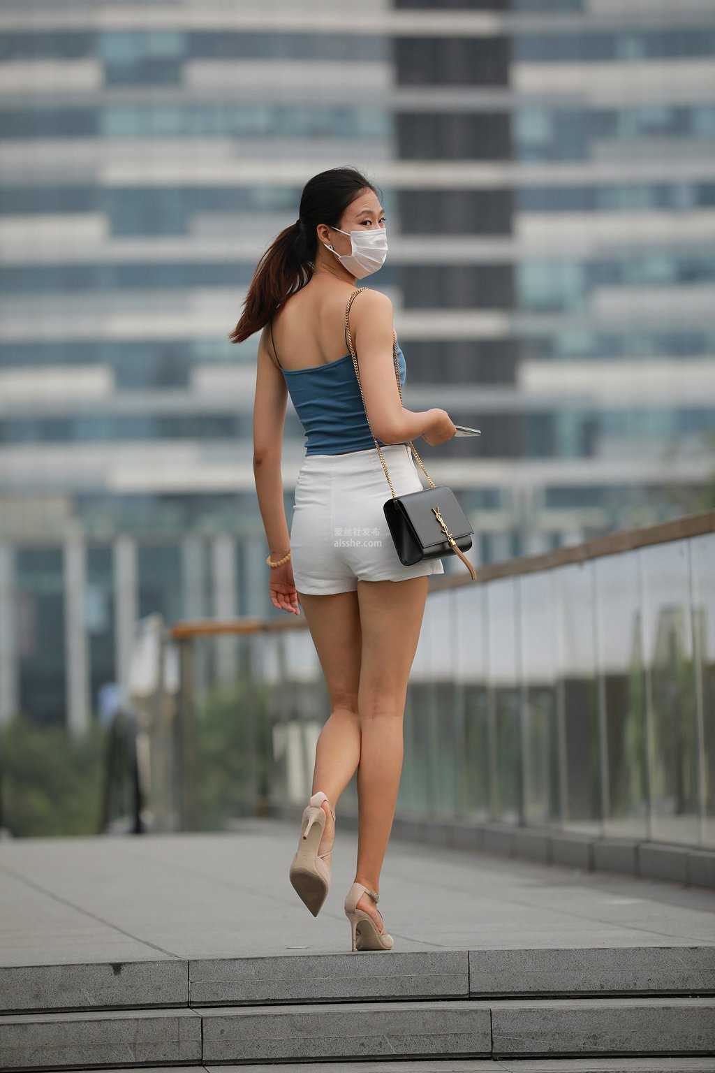 精选街拍作品 NO.1551 亭亭玉立的极品少父-美图