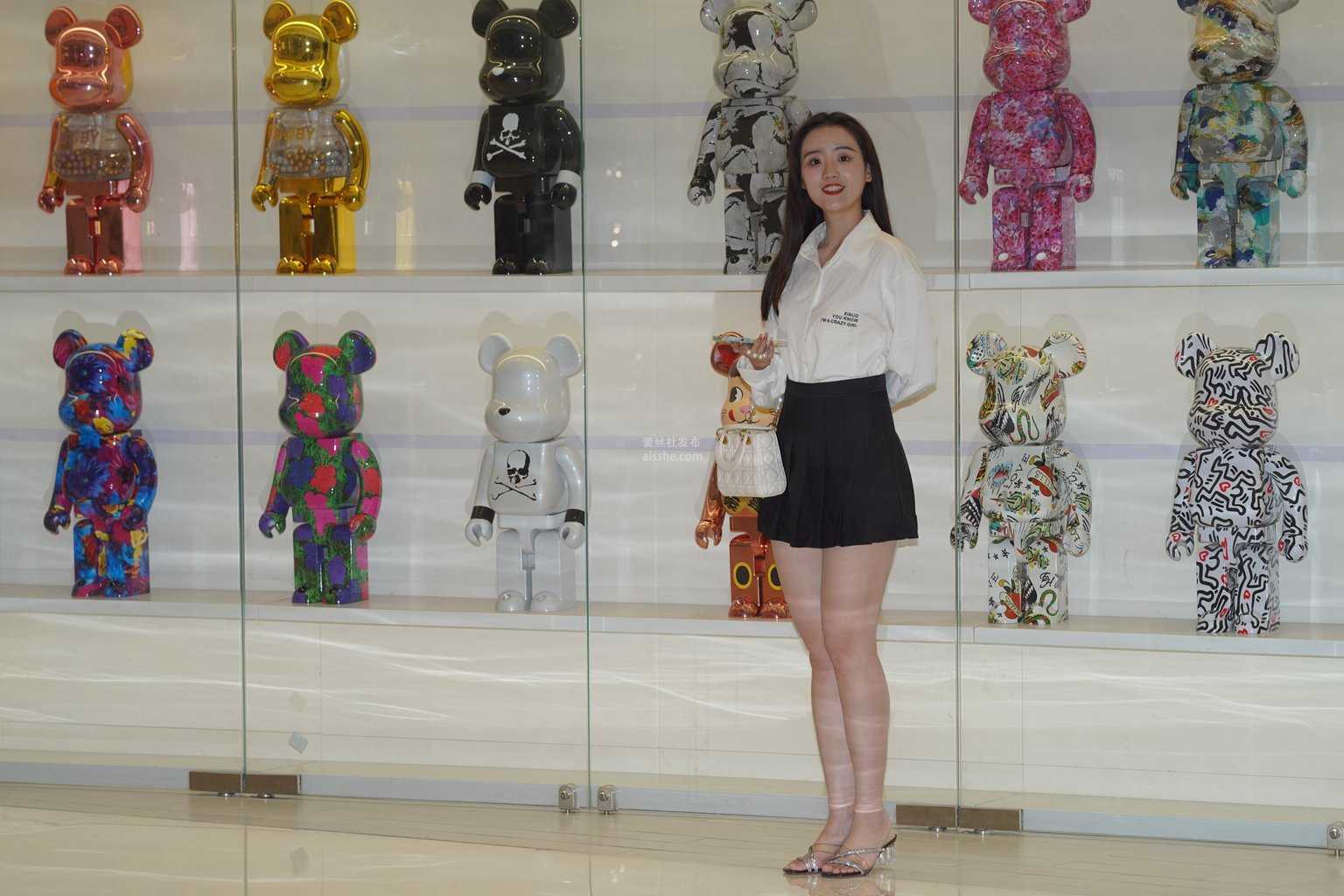 精选街拍作品 NO.1569 百褶裙美女12-美图