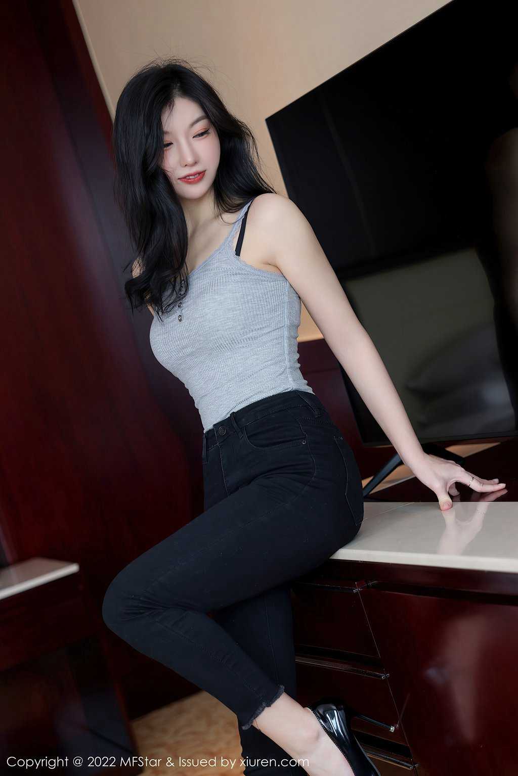 [MFStar模范学苑] 2022.03.09 Vol.557 人间荒糖-美图