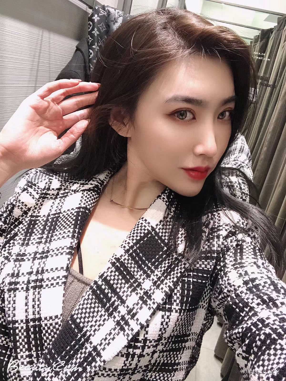 图片[9]-林子琳喵 – 微信朋友圈系列图片&视频-美图