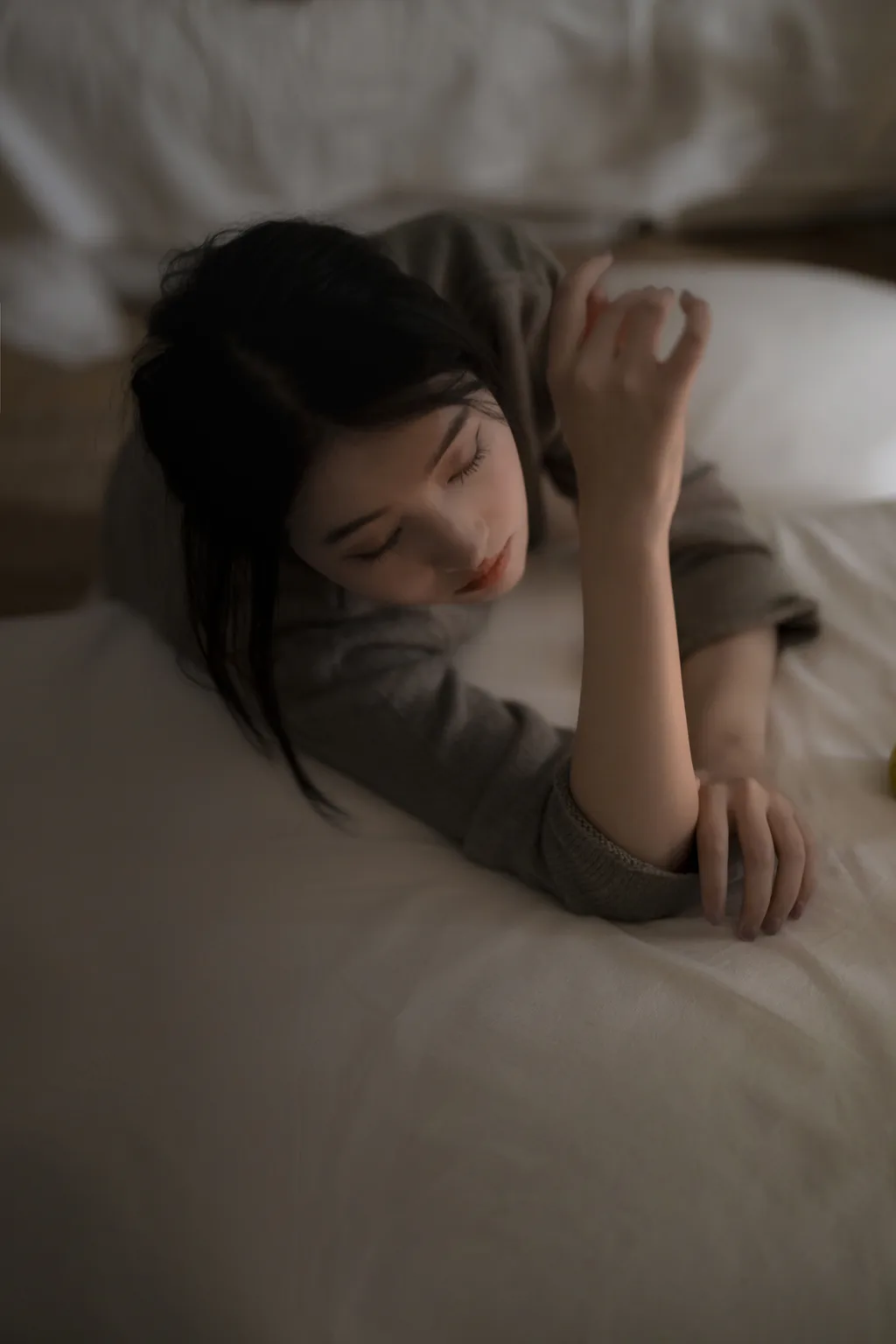 [YITUYU艺图语]2023.02.21 烛光夜色 幽灵胡子[35+1P/452MB]