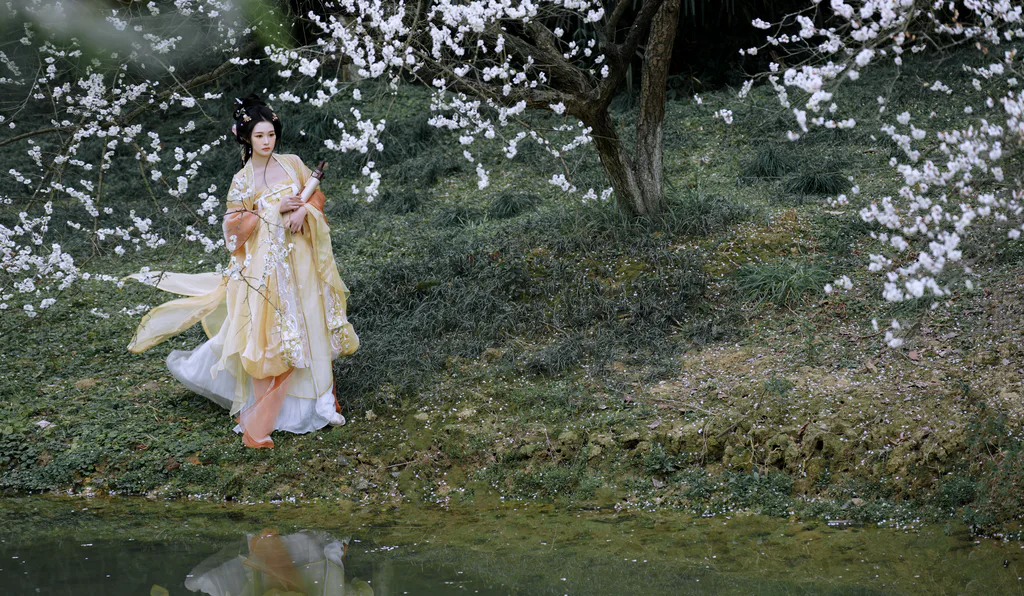 [YITUYU艺图语]2023.03.04 踏梅 爱探险的夏商周[21+1P/377MB]-美图