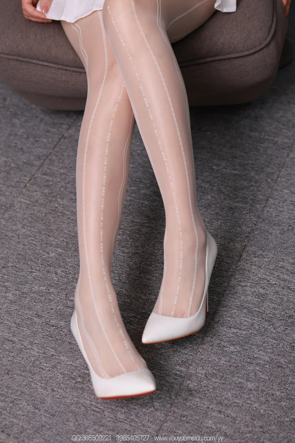 [IESS异思趣向] 2025.12.10 丝享家2233：小婕《白里透粉（上）》[94P/82MB]-美图