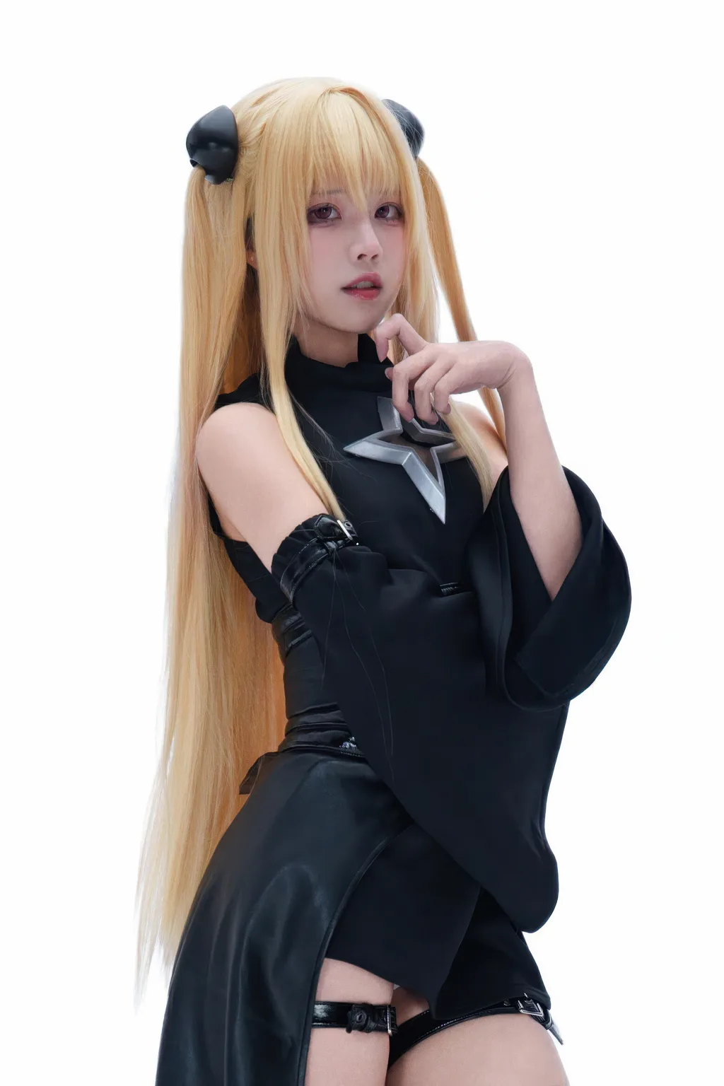 清水凪 – 出包王女 金色暗影[29P/190MB]-美图